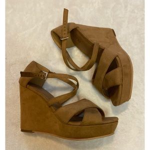 Strappy Brown Sandal Wedges